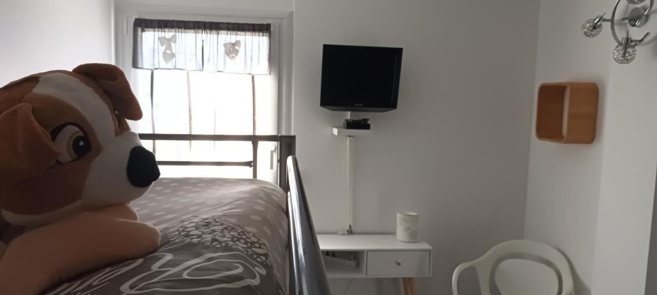 Le Queirele Apartment Le Lavandou Bagian luar foto